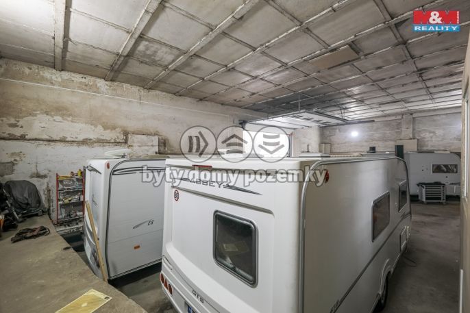 Prodej, Sklad, Křelovice