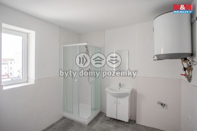 Pronájem, Byt 1+1, Sokolov