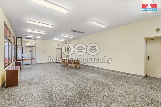 Prodej, Obchodní objekt, Kryry