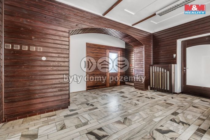 Prodej, Obchod a služby, Studenec