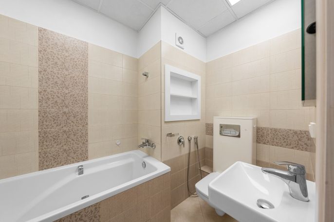 Pronájem, Byt 3+1, Děčín