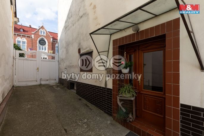 Prodej, Nájemní dům, Kravaře