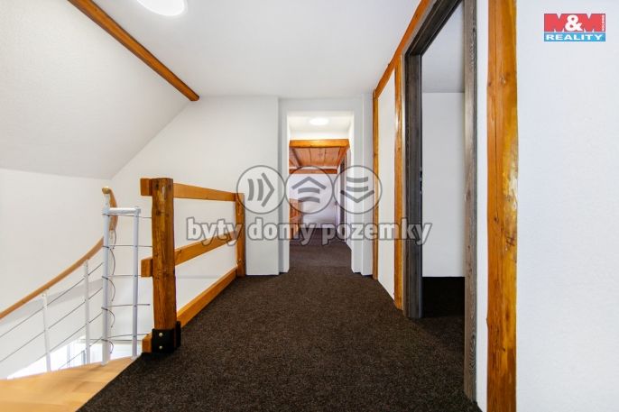 Prodej, Rodinný dům, Teplá