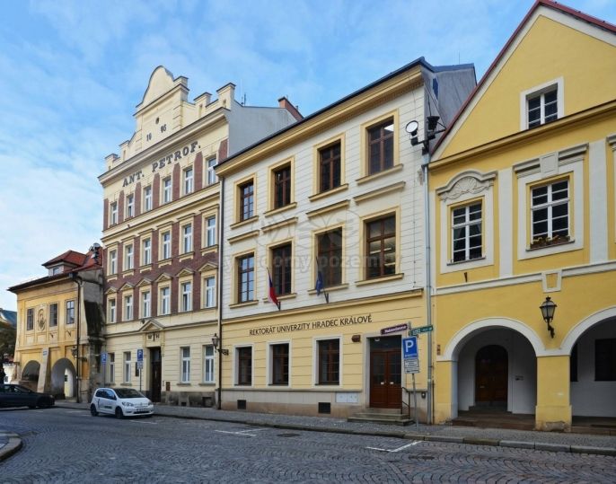 Pronájem, Byt 3+kk, Hradec Králové