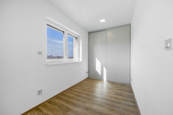 Pronájem, Byt 4+kk, Kyšice