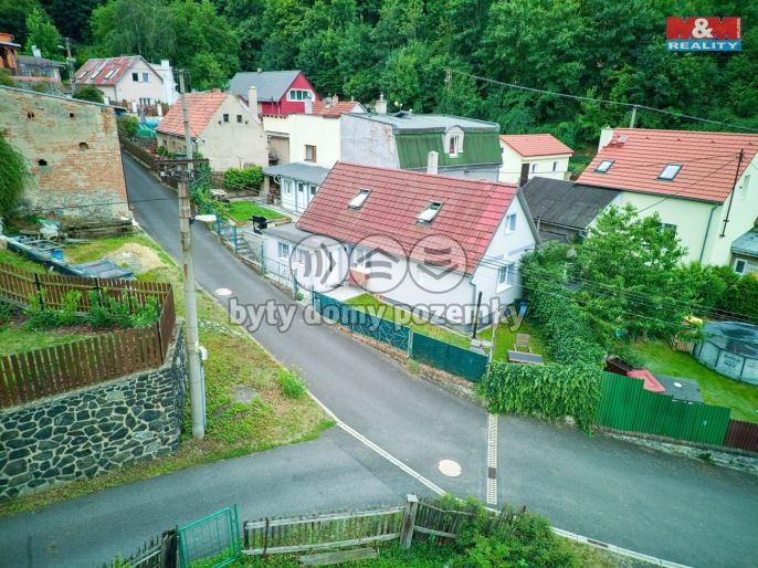 Prodej, Chalupa, Bžany