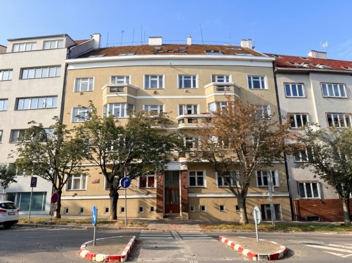 Pronájem, Byt 1+kk, Praha