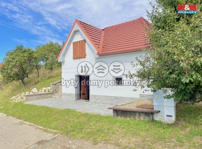 Prodej, Vinný sklep, Perná