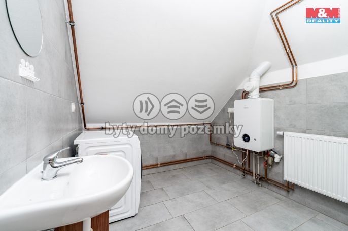 Prodej, Nájemní dům, Studená