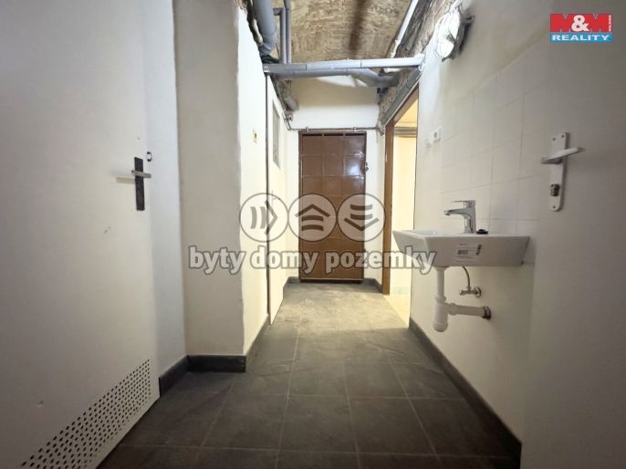 Pronájem, Obchod a služby, Chrudim