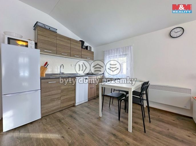 Prodej, Byt 1+kk, Nová Pec