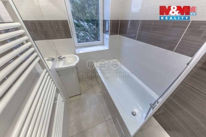 Pronájem, Byt 2+kk, Nové Město pod Smrkem