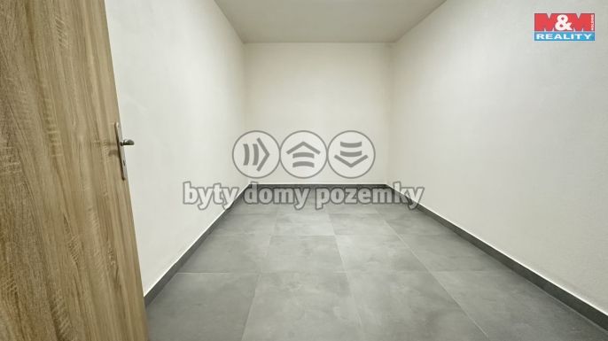 Pronájem, Byt 3+kk, Semčice