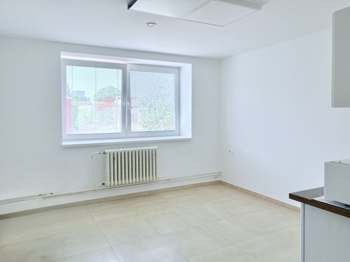 Pronájem, Kancelářský prostor, Pardubice