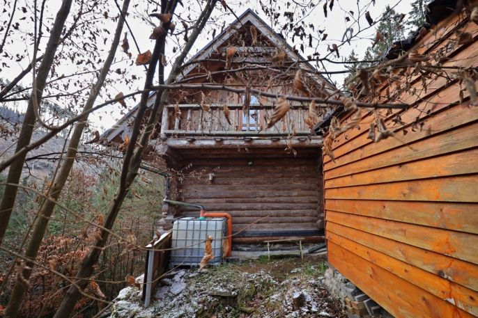 Prodej, Chata, Svépravice