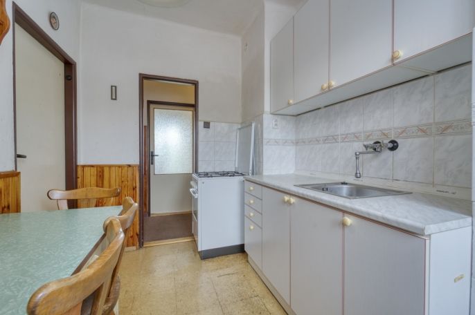 Prodej, Byt 3+1, Strážov