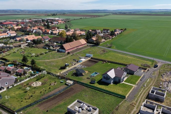 Prodej, Na klíč, Račetice