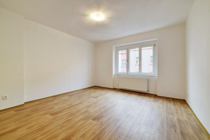 Pronájem, Byt 3+1, Cheb