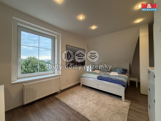 Pronájem, Byt 2+1, Trutnov