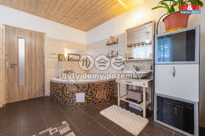 Prodej, Rodinný dům, Chocerady