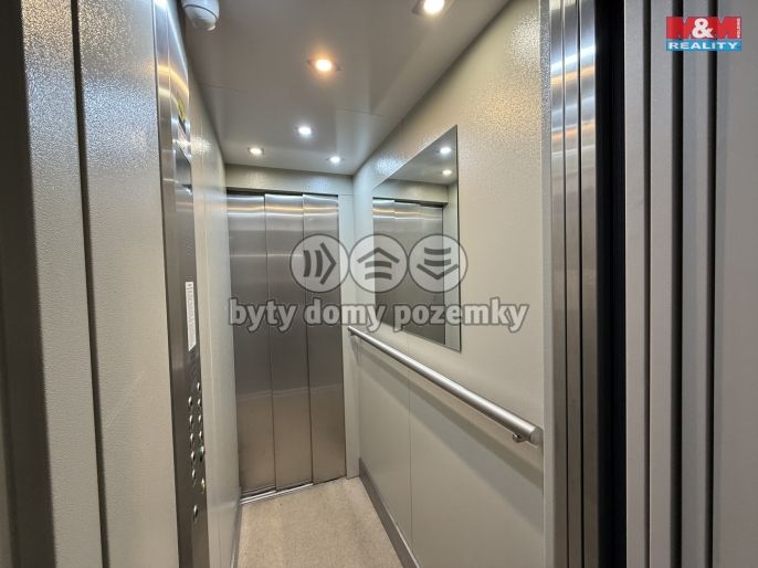 Pronájem, Byt 1+kk, Jablonec nad Nisou