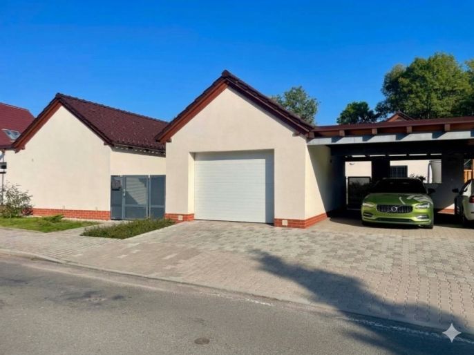 Pronájem, Garáž, Hradec Králové