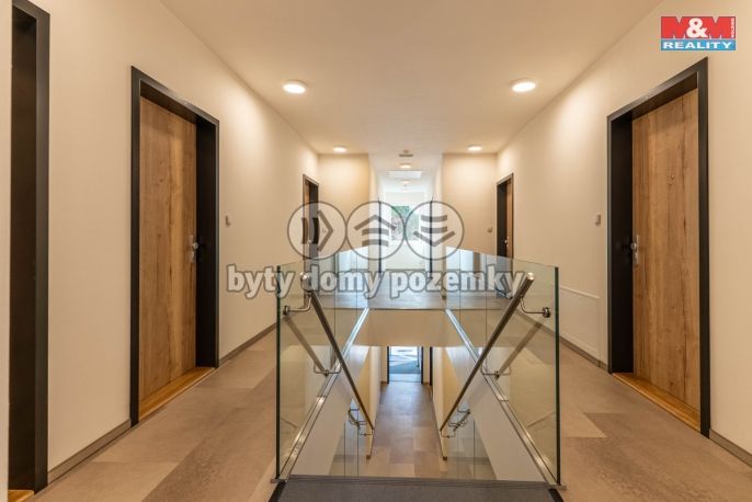 Prodej, Byt 1+kk, Praha