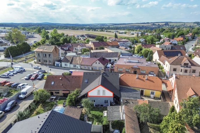 Pronájem, Byt 2+kk, Chrást