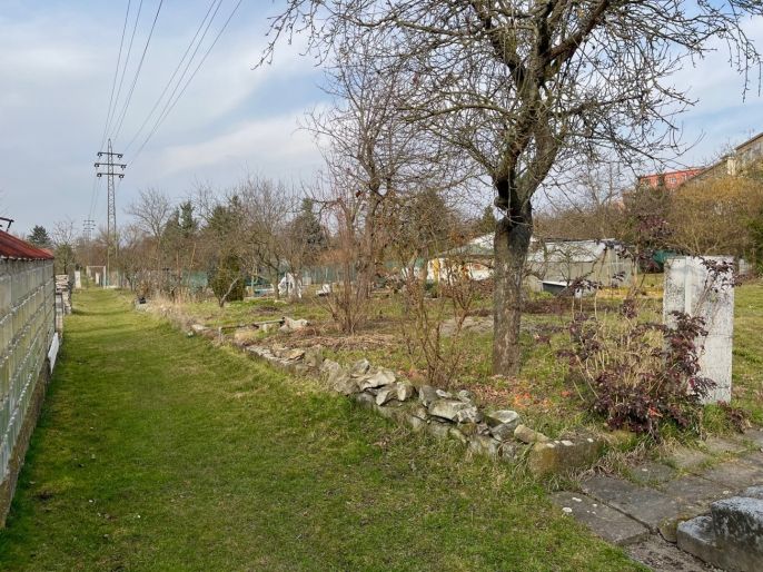 Prodej, Zahrada, Louny