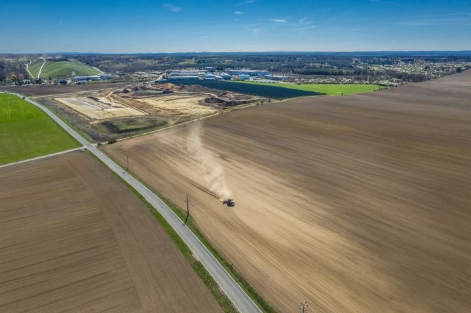 Prodej, Pole, Benátky nad Jizerou