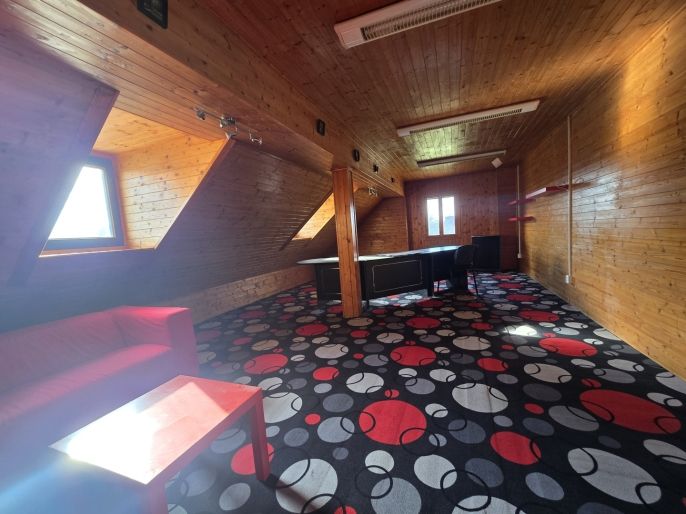 Pronájem, Kancelářský prostor, Sviadnov