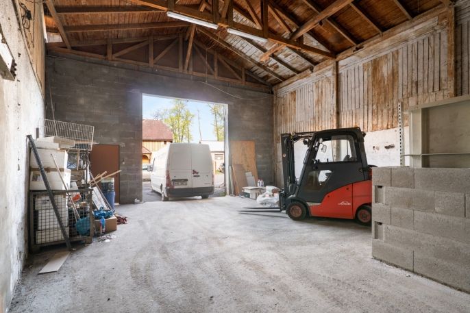 Prodej, Sklad, Jílové