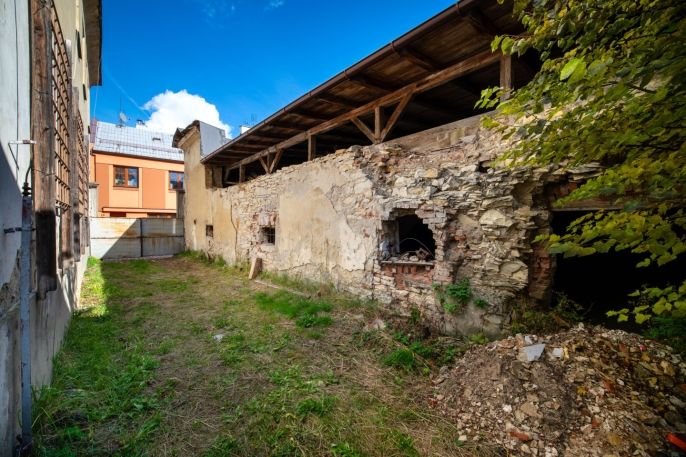 Prodej, Obchodní objekt, Polička