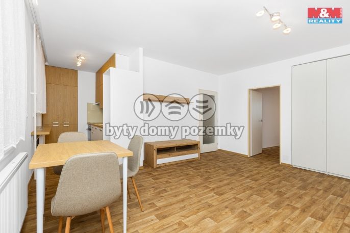 Pronájem, Byt 3+kk, Pardubice