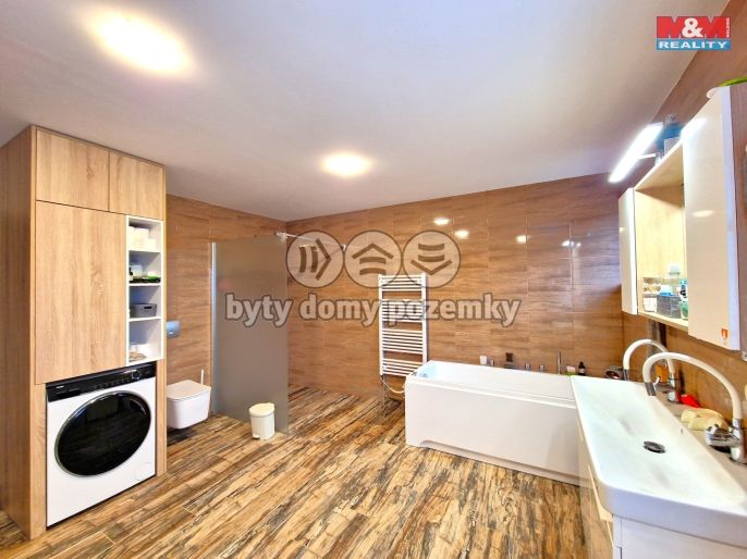 Pronájem, Byt 4+kk, Třebom