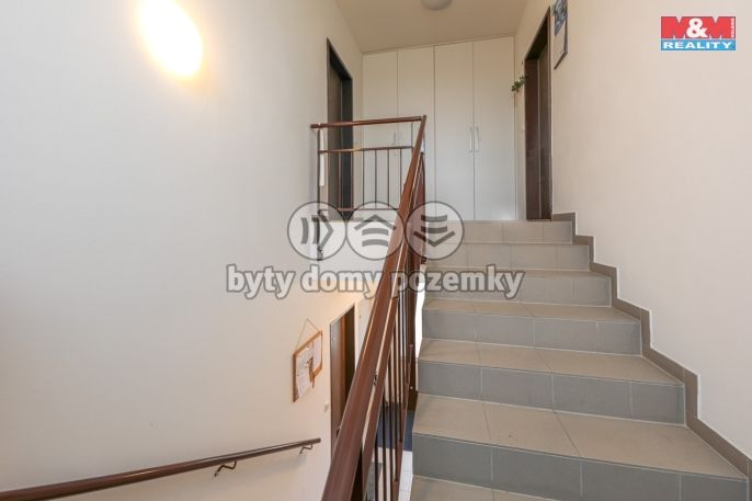 Prodej, Byt 4+kk, Vochov