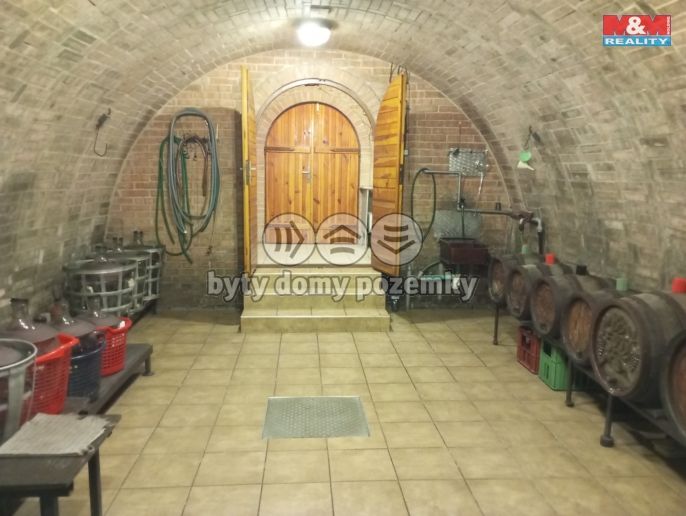 Prodej, Vinný sklep, Vacenovice
