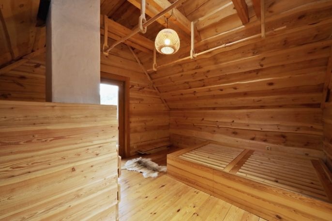 Prodej, Chata, Svépravice