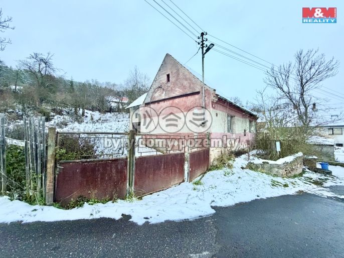 Prodej, Zemědělská usedlost, Pnětluky