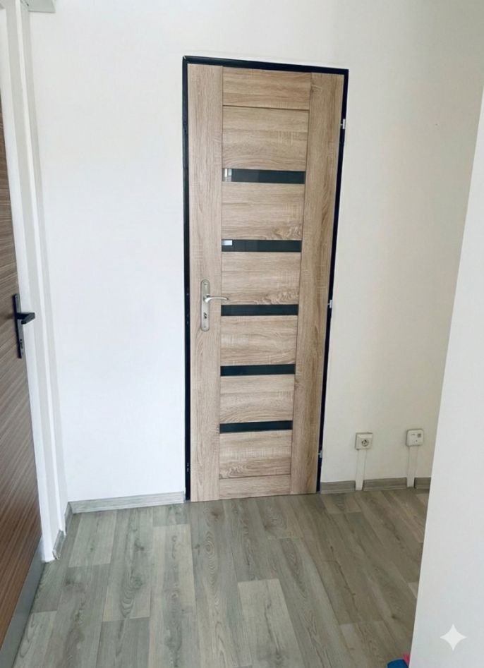 Pronájem, Byt 2+1, Poniklá