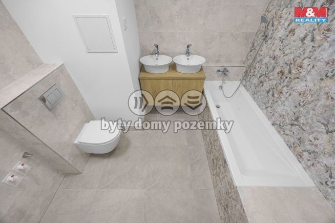 Prodej, Byt 4+kk, Nymburk