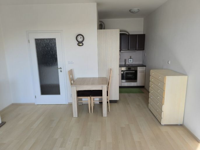 Pronájem, Byt 1+kk, Praha