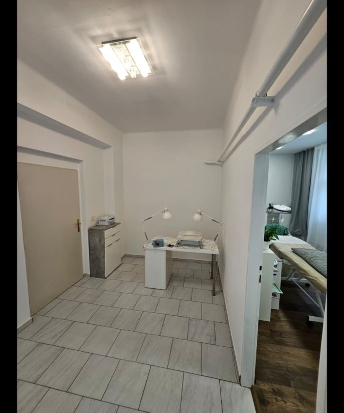 Pronájem, Obchod a služby, Praha