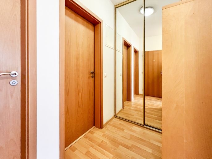 Pronájem, Byt 1+kk, Praha