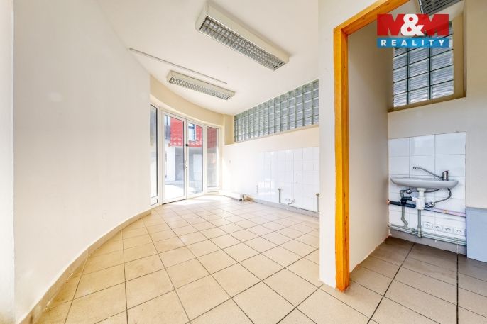 Pronájem, Obchod a služby, Písek