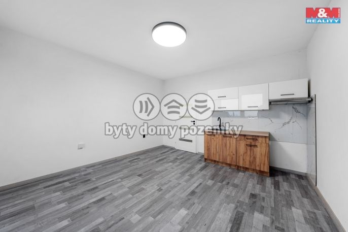 Prodej, Byt 2+kk, Osek