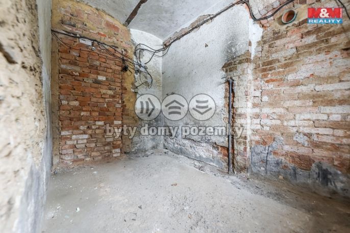 Prodej, Sklad, Křelovice