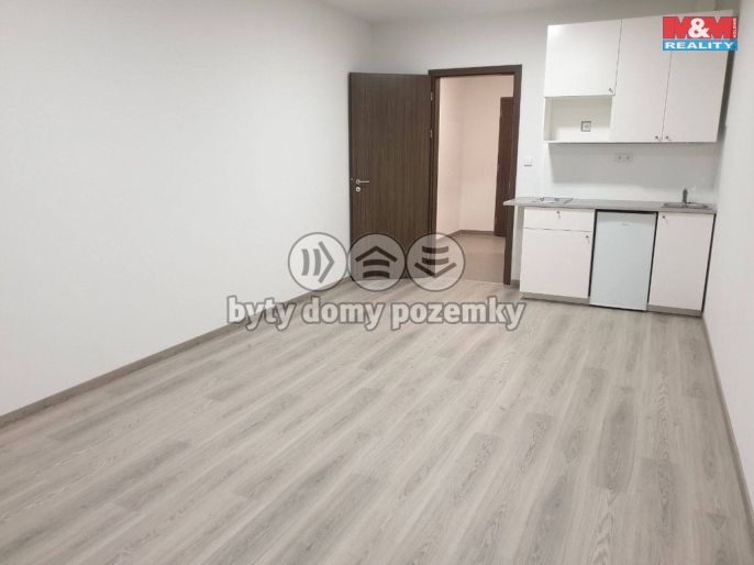 Pronájem, Byt 1+kk, Praha