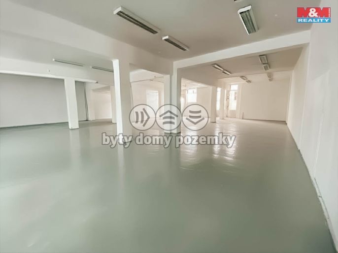 Pronájem, Obchod a služby, Sázava