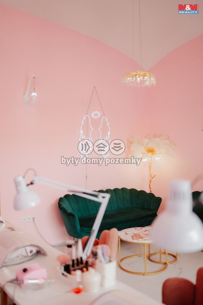 Prodej, Obchod a služby, Náchod